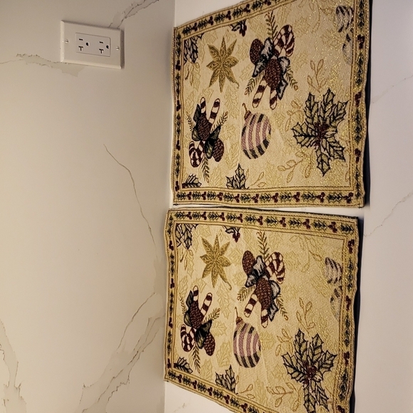 set of 3 Unbranded Place mats Christmas poinsetta candy cane ornament gold - Picture 3 of 6